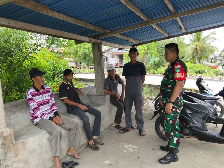 Babinsa Koramil 06/KTM KOPDA RAJA OLOAN SIHOTANG Melaksanakan kegiatan pengawasan SDM Komduk