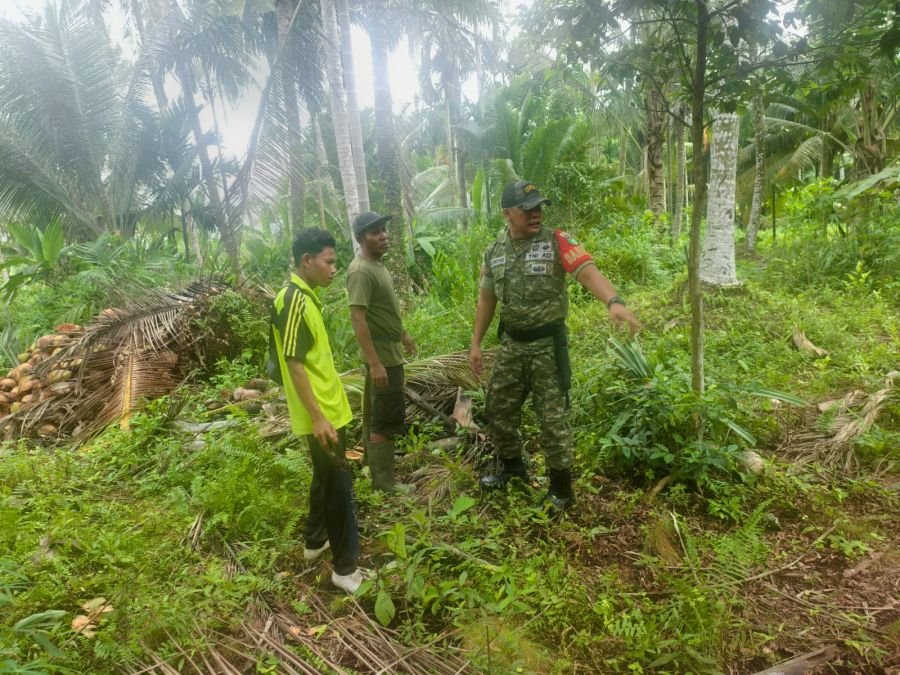 Babinsa Koramil 06/KTM KOPDA RAJA OLOAN SIHOTANG Melaksanakan kegiatan Patroli Tapal Batas