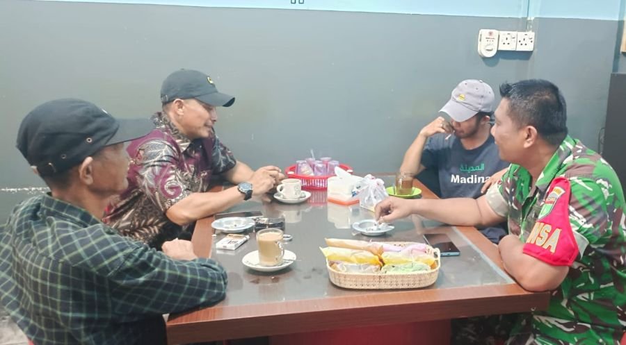 Babinsa Koramil 06/KTM, Koptu Al Alim, melaksanakan kegiatan Pengawasan SDM