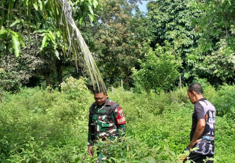 Babinsa Koramil 06/Merbau Bersama Masyarakat Patroli Karhutla di Desa Kudap