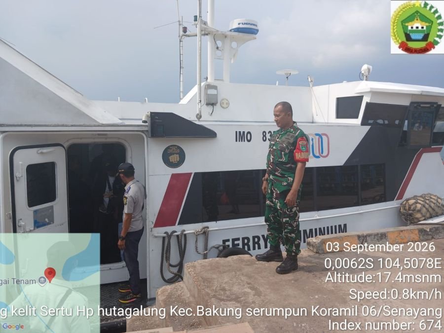 Babinsa Koramil 06/Senayang Ajak Masyarakat Waspada Gelombang Tinggi dan Utamakan Keselamatan Pelaya