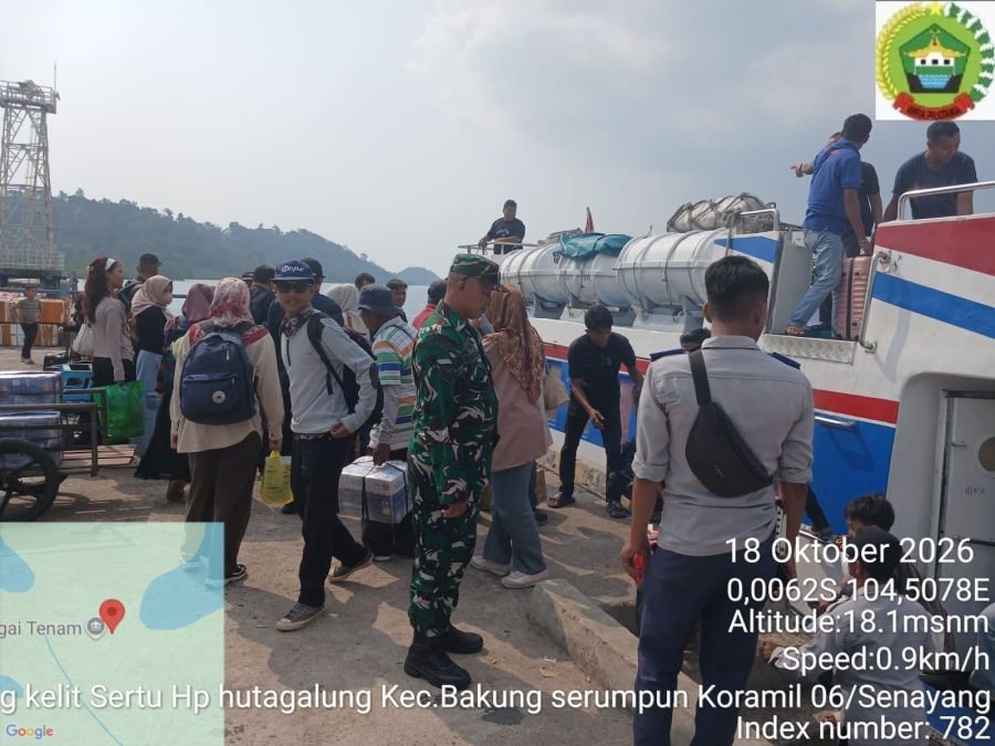 Babinsa Koramil 06/Senayang Bersama Dishub Amankan Aktivitas Pelayaran Kapal Feri Oceana 16 di Tanju