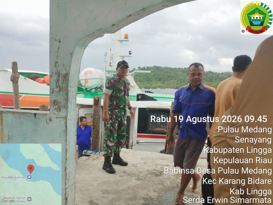 . Babinsa Koramil 06/Senayang Pastikan Aktivitas Pelabuhan Desa Pulau Berjalan Aman dan Tertib
