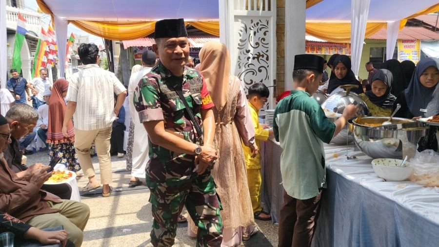Babinsa Koramil 06/Sukajadi Hadiri Silaturahmi Keberangkatan Haji Ketua RW 03 Kampung Melayu