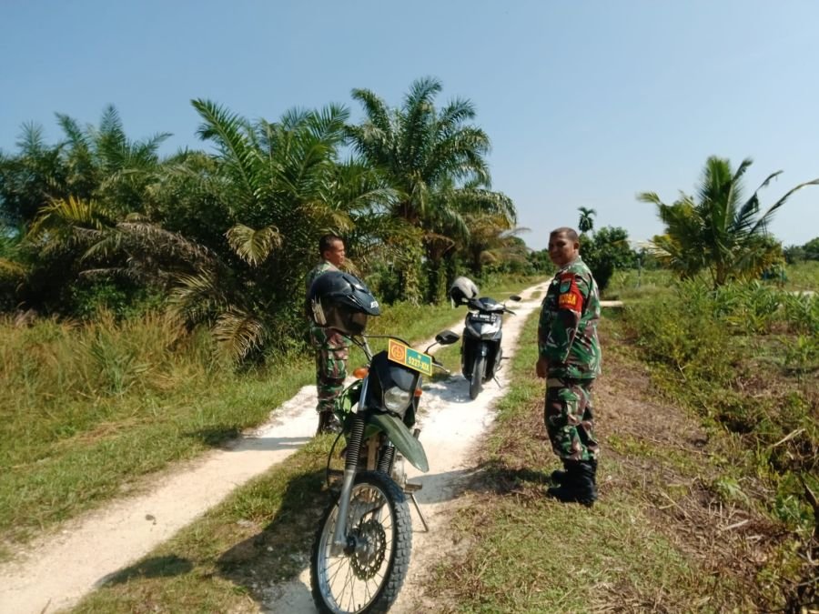 Patroli Karhutla di Tambang, Babinsa Pastikan Tak Ada Titik Api