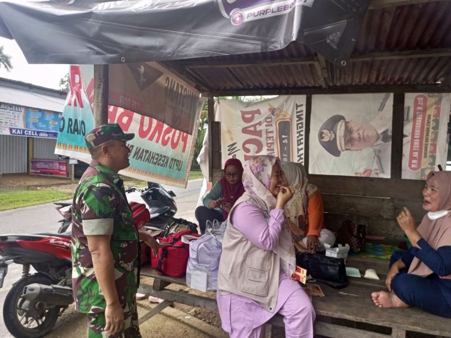 Babinsa Koramil 07/KH Soroti Peran Ibu dalam Ketahanan Keluarga