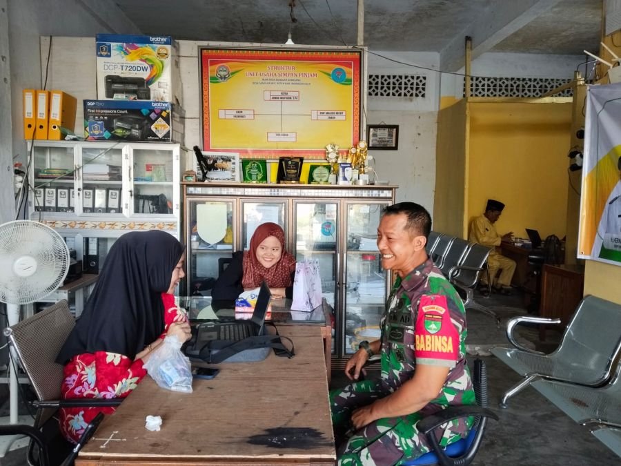 Babinsa Koramil 07/Reteh Jalin Sinergi dengan Perangkat Desa Lewat Pengawasan SDM dan Komsos Humanis
