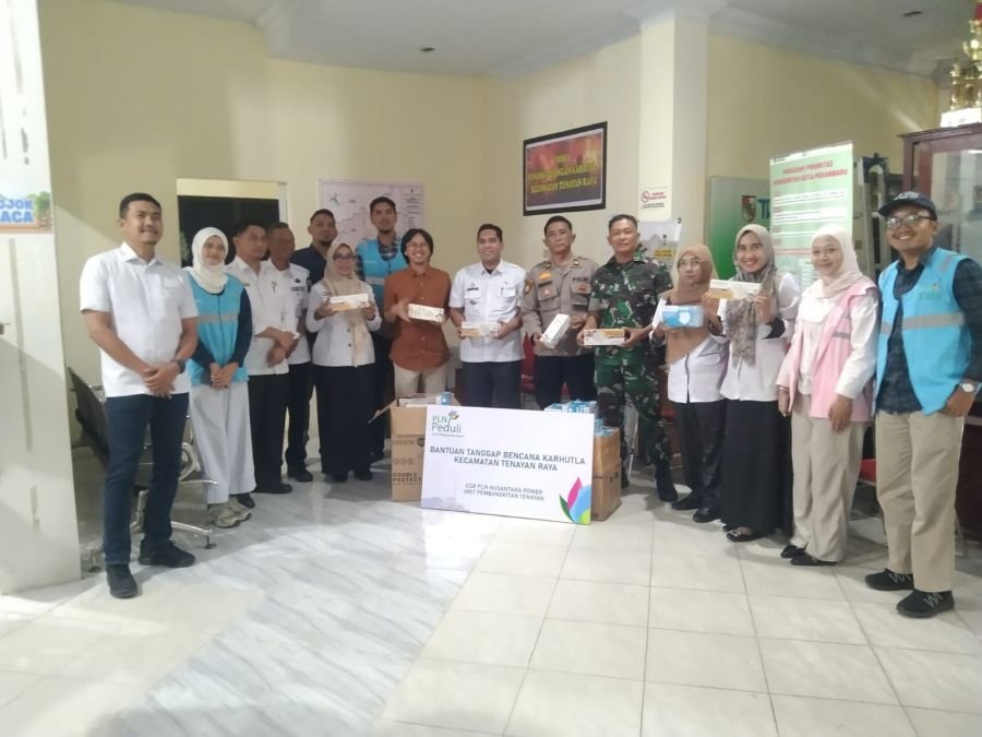 Babinsa Koramil 07/Tenayan Raya Hadiri Penyerahan Bantuan 150 Kotak Masker untuk Posko Karhutla