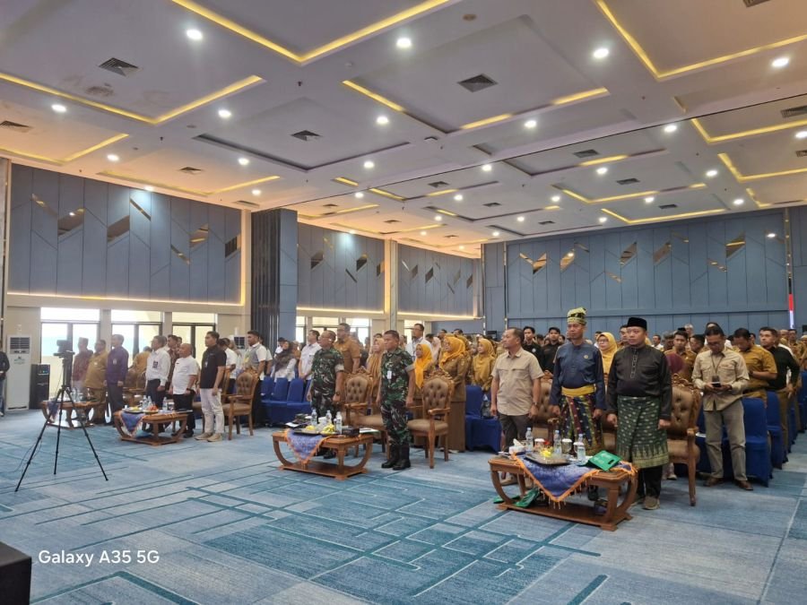 Babinsa Koramil 07/Tenayan Raya Monitor Konsultasi Publik Revisi RT/RW Kota Pekanbaru