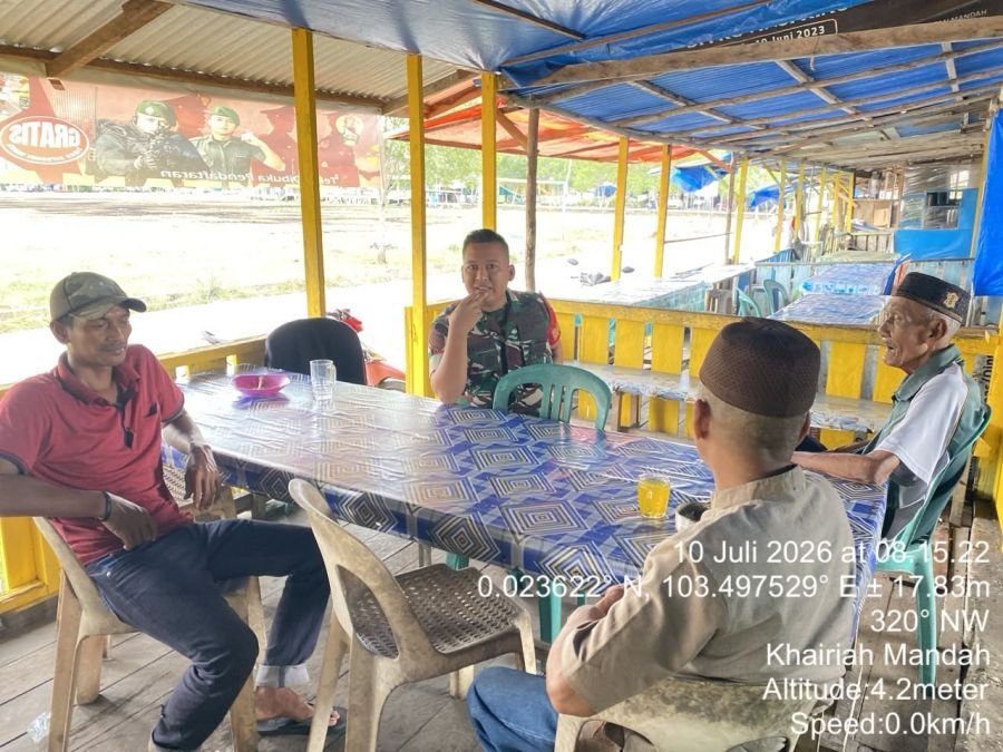 Babinsa Koramil 08/Mandah  Pratu Kevien Prayogo. Melaksanakan Komsos bersama Warga Binaan