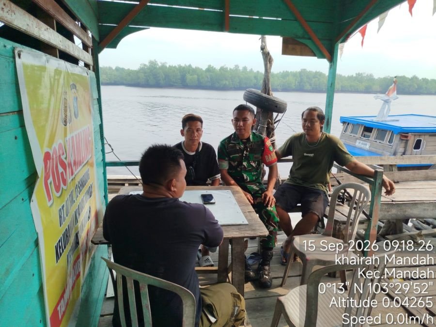 Babinsa Koramil 08/Mdh Lakukan Komsos, Perkuat Hubungan dengan Masyarakat