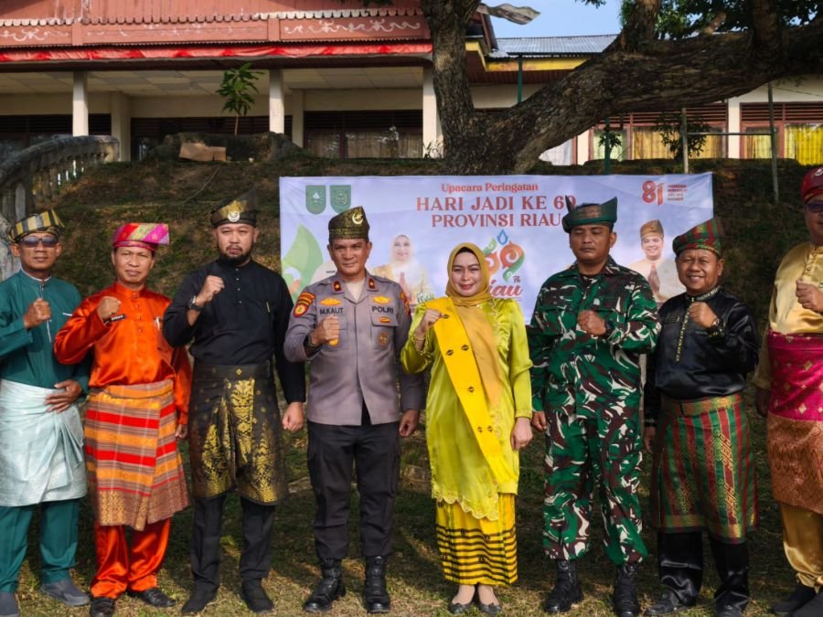 Babinsa Koramil 09/Kemuning Hadiri Apel Peringatan Hari Jadi Ke-69 Provinsi Riau