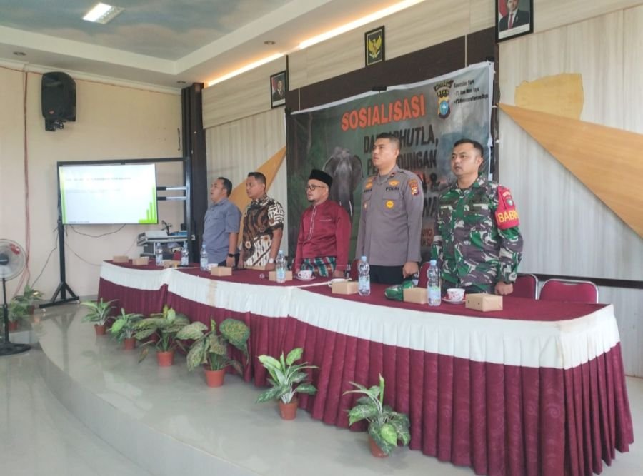 Babinsa Koramil 09/Langgam Hadiri Sosialisasi Dalkarhutla dan Perlindungan Hutan di Langgam