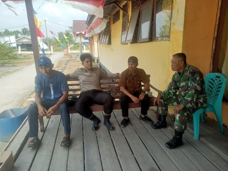 Babinsa Koramil 10/Pelangiran Dorong Warga Kompak, Tertib Administrasi dan Jaga Lingkungan
