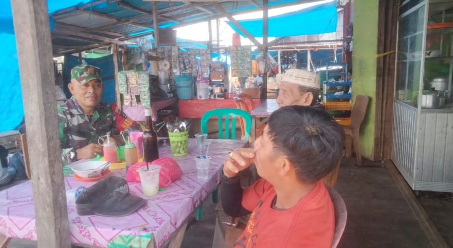 Babinsa Koramil 10/Pelangiran Sertu Dodi Eka P Dorong Warga Perkuat Kebersihan dan Pola Hidup Sehat