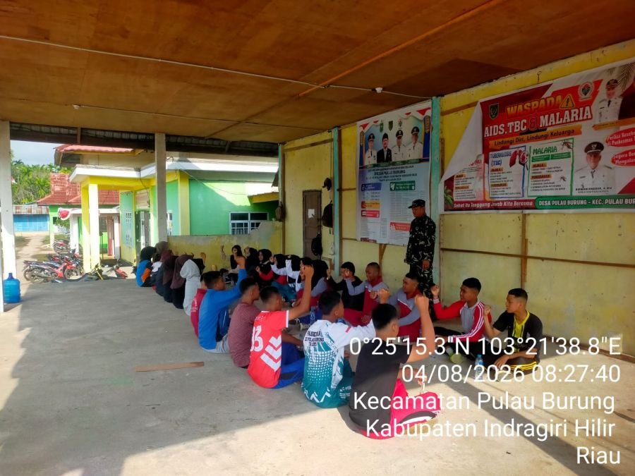Babinsa Koramil 11/PBR Dampingi Latihan Paskibra Pulau Burung