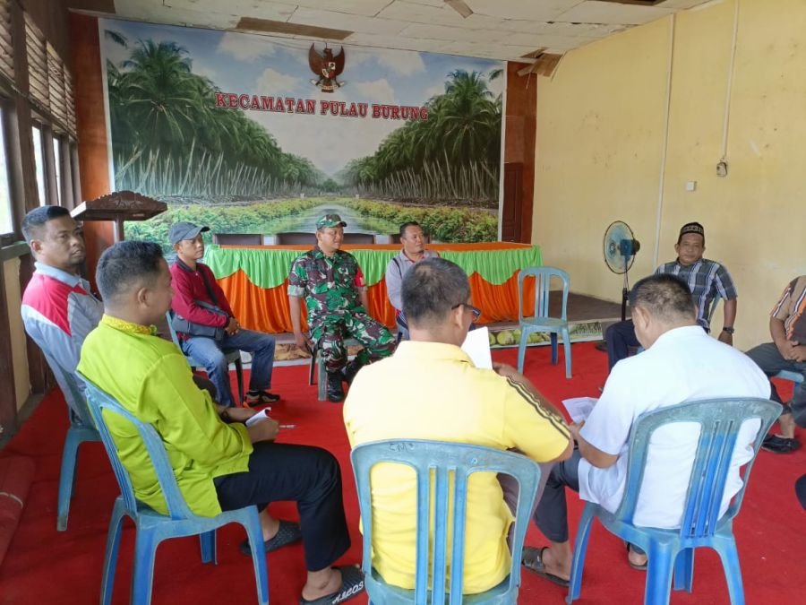 Babinsa Koramil 11/PBR Hadiri Rapat Persiapan MTQ Kecamatan Pulau Burung