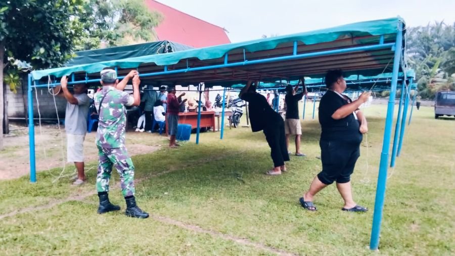 Babinsa Koramil 11/Tambusai Bantu Penyiapan HUT RI ke 81 Th Bersama Warga Binaan*