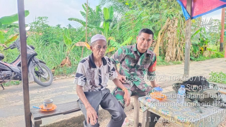 Babinsa Koramil 12/Batang Tuaka Ajak Tokoh Agama Perkuat Toleransi di Desa Sungai Raya