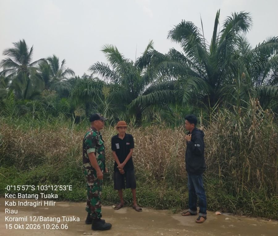 Babinsa Koramil 12/Batang Tuaka Bersama Masyarakat Patroli dan Sosialisasi Karhutla, Titik Api Nihil