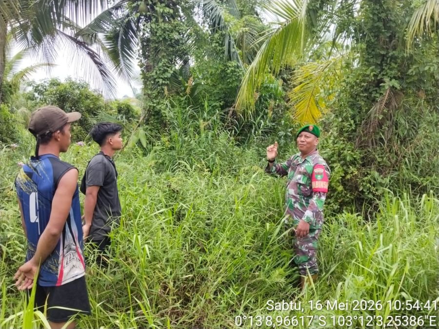 Babinsa Koramil 12/Batang Tuaka Laksanakan Patroli Tapal Batas, Titik Api Nihil