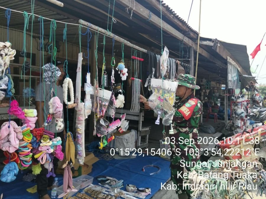 Babinsa Koramil 12/BTK Ajak Warga Desa Sungai Junjangan Jaga Keselamatan dan Kebersihan Lingkungan