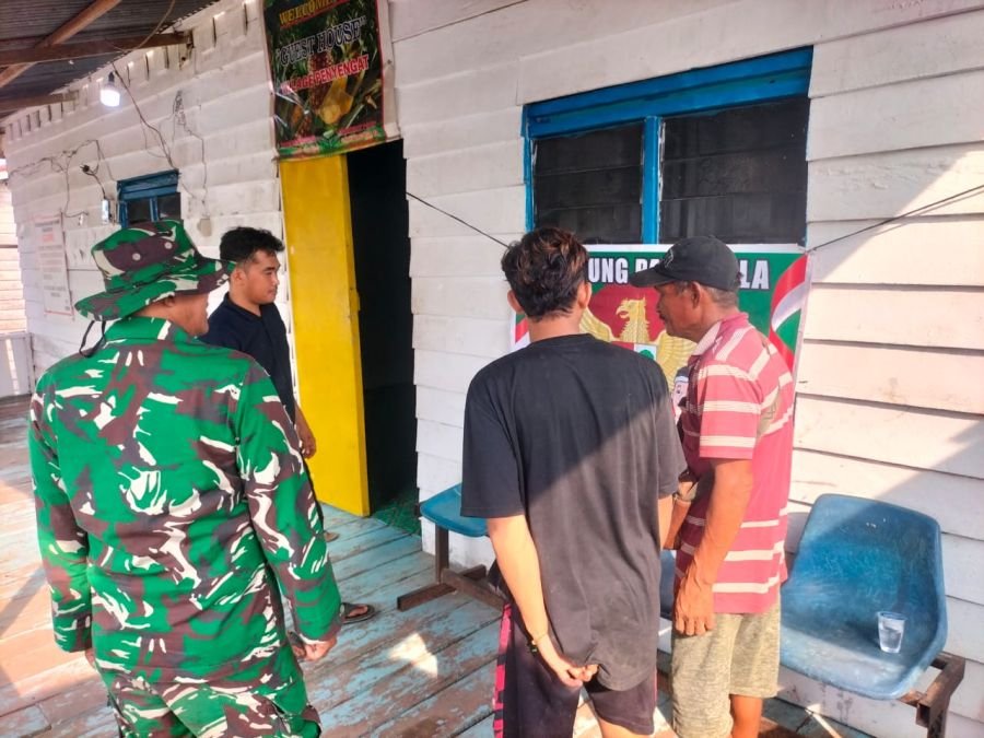 Babinsa Koramil Sungai Apit Ajak Warga Penyengat Perkuat Nilai Pancasila
