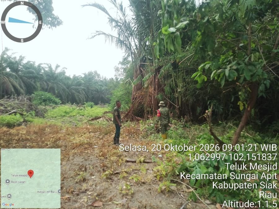 Babinsa Koramil Sungai Apit Patroli Karhutla di Teluk Mesjid, Titik Api Nihil