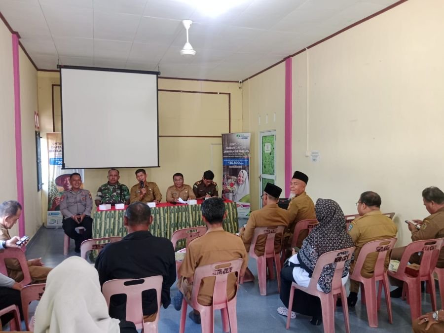 Babinsa Kundur Barat Matangkan Persiapan HUT Ke-81 RI