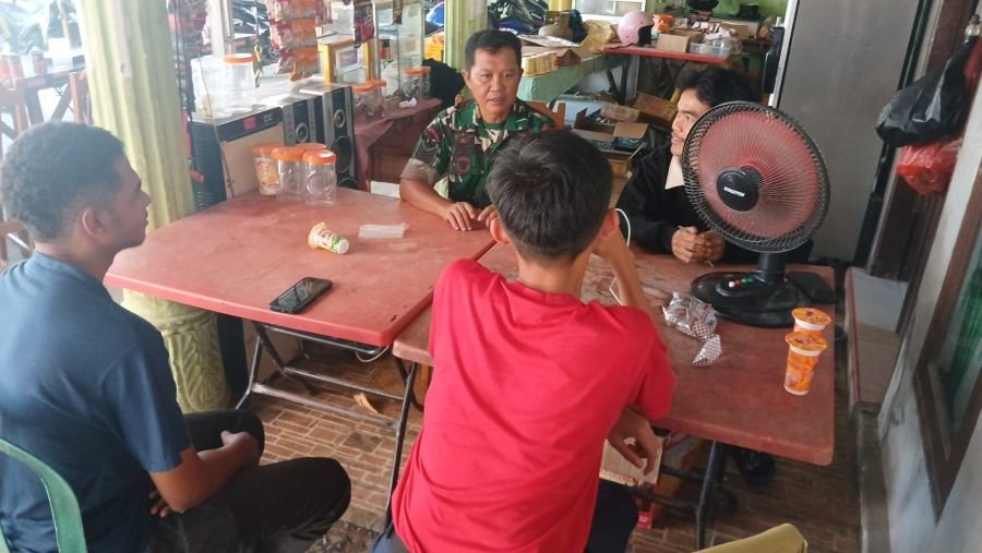 Babinsa Limbungan Baru Ajak Pemuda Persiapkan Diri Menjadi Prajurit TNI