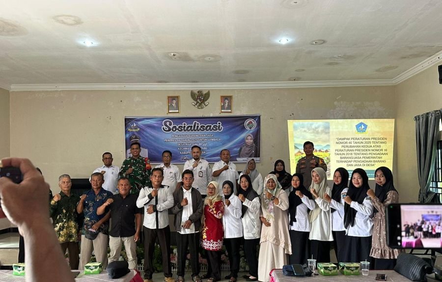 BABINSA MANTANG BESAR HADIRI SOSIALISASI PENGADAAN BARANG DAN JASA
