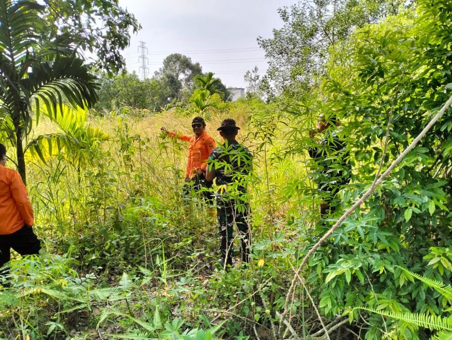 Babinsa Minas dan BPBD Intensif Patroli Karhutla, Titik Rawan di Sungai Mandau Tetap Aman