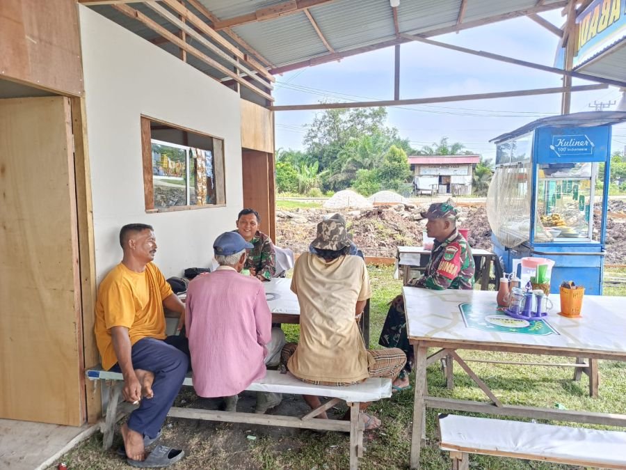 Babinsa Minas Gencarkan Edukasi Antinarkoba, Warga Muara Kelantan Merespons Positif