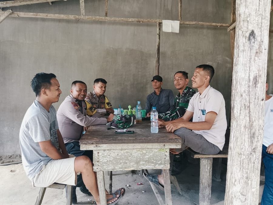 Babinsa Minas Timur Tekankan Bahaya Narkoba kepada Warga