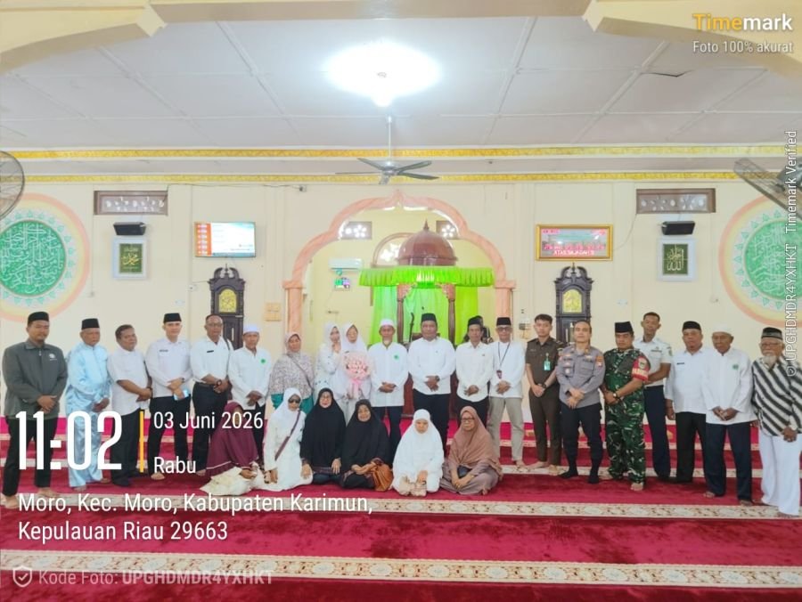 Babinsa Moro Timur Sambut Jamaah Haji, Pererat Silaturahmi Warga