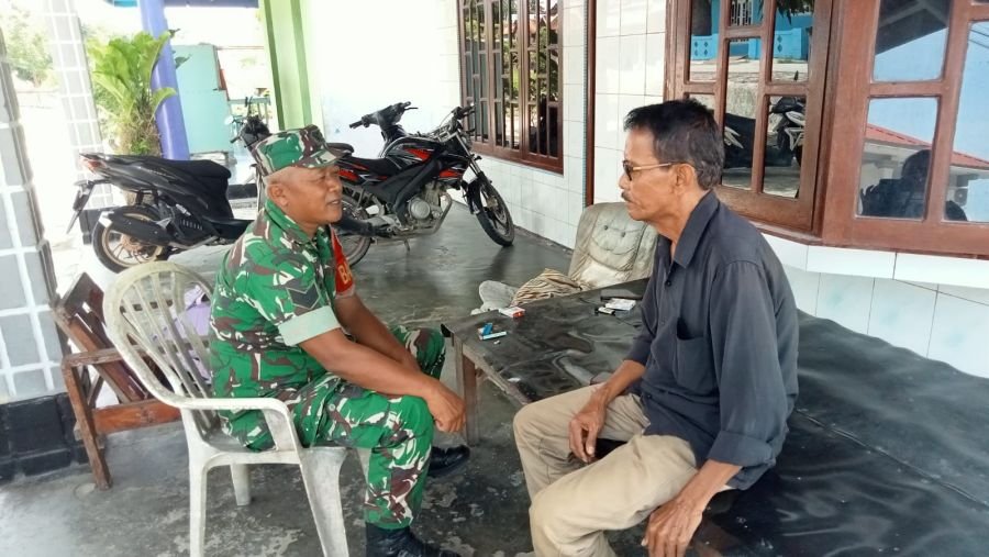 Babinsa Pangke Aktif Jaga Harmoni Lingkungan Warga