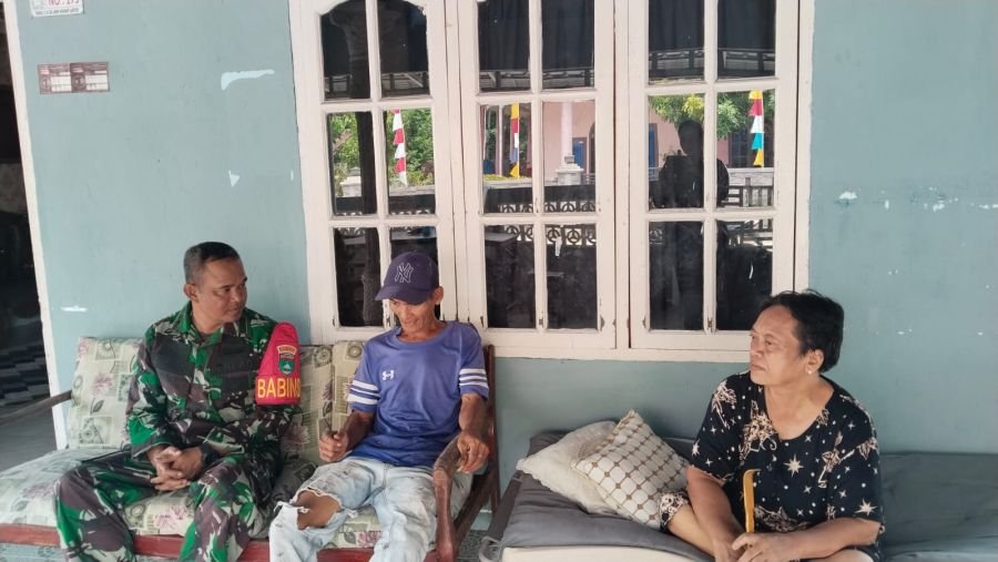 Babinsa Telaga Tujuh Perkuat Deteksi Dini Lewat Komsos Warga