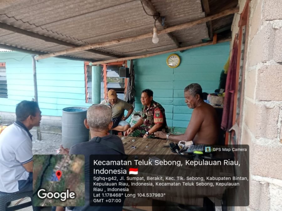 Babinsa Pengudang Ajak Warga Meriahkan HUT Kemerdekaan RI ke-81.