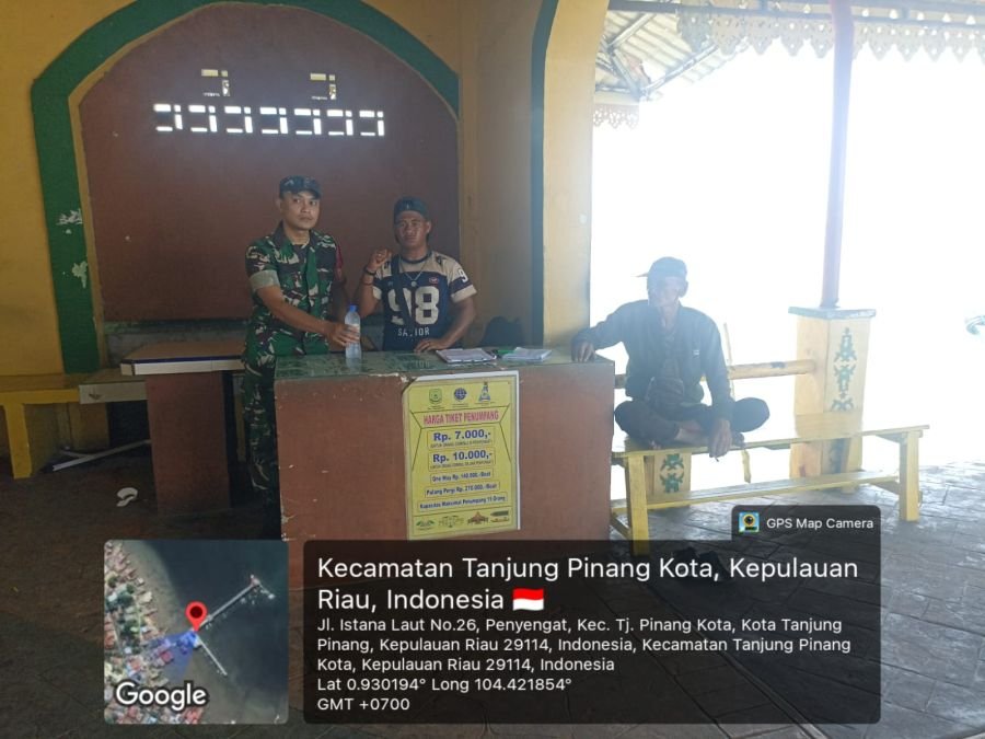 Babinsa Penyengat Imbau Penjaga Tiket Utamakan Keselamatan Penumpang