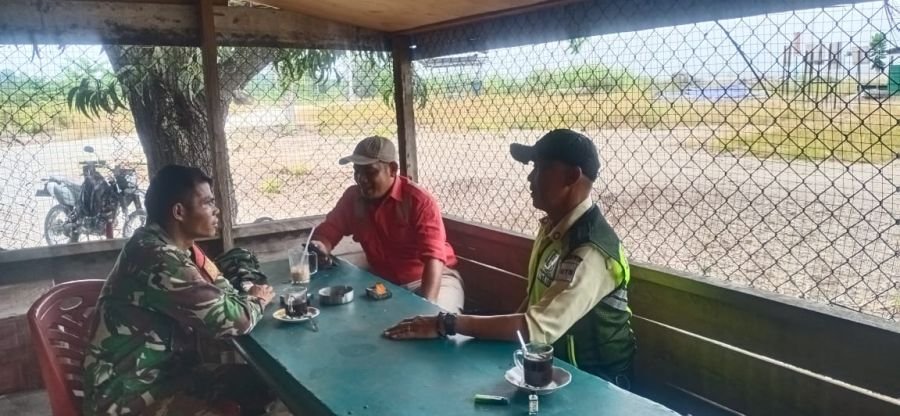 Babinsa Perkuat Nilai Pancasila Lewat Komsos di Kampung Pancasila