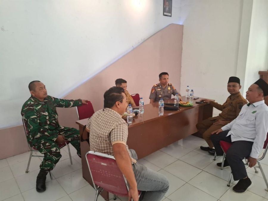 Babinsa Perkuat Sinergi dengan Forkopimcam Pangkalan Lesung