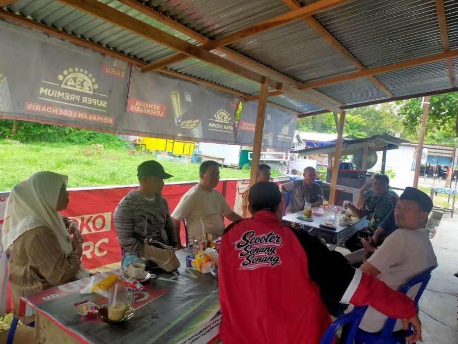 Babinsa Perkuat Sinergi dengan Tokoh Masyarakat di Kuantan Tengah