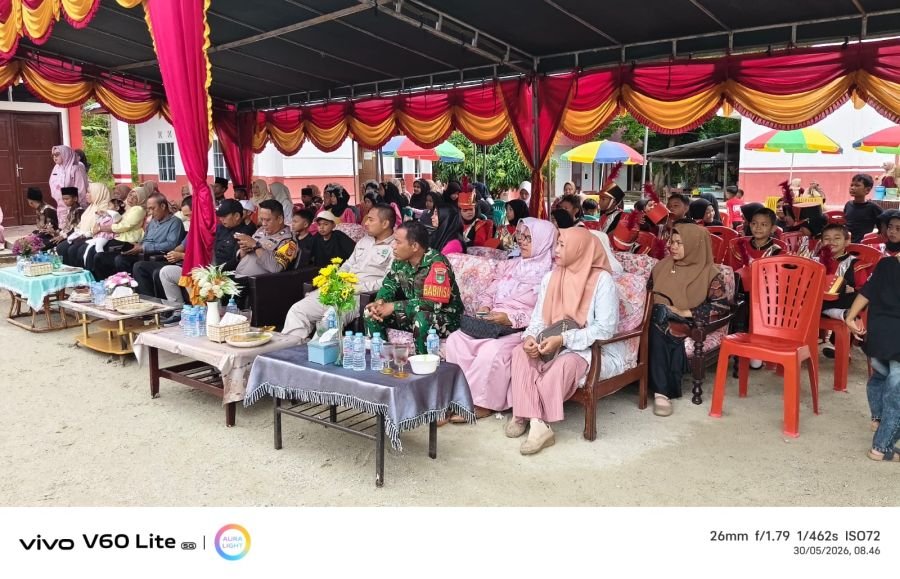 Babinsa Pongkar Hadiri Pelepasan Siswa, Kobarkan Semangat Raih Masa Depan
