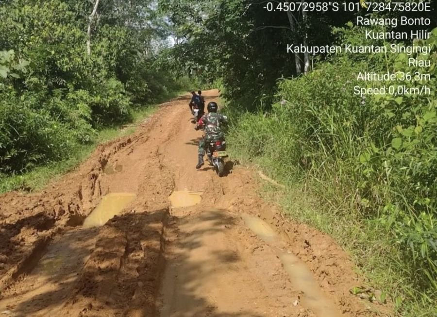 Babinsa Ramil 07/KH Laksanakan Patroli dan sosialisasi Cegah Karhutla