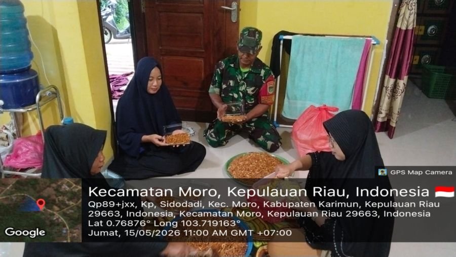 Babinsa Rawa Kaya Perkuat Kebersamaan Lewat Jumat Berkah