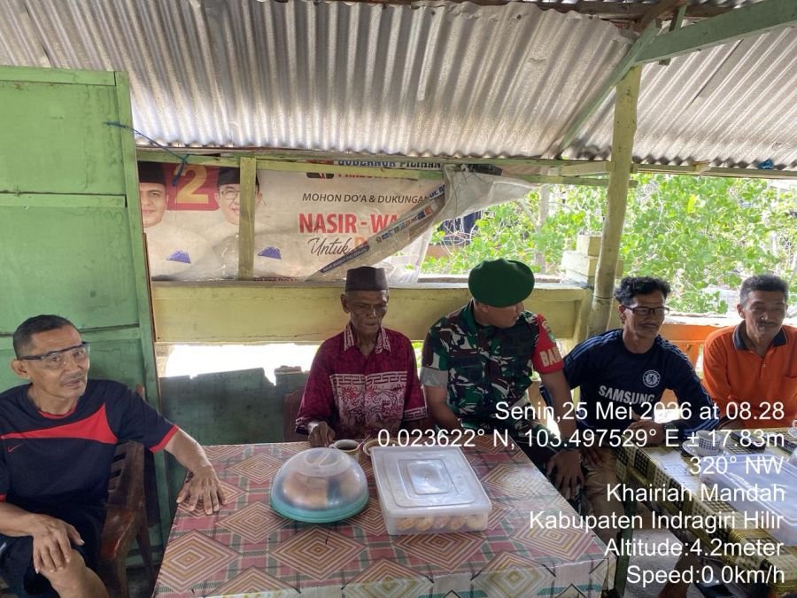 BABINSA SELALU HADIR DI TENGAH TENGAH MASYARAKAT DENGAN KOMUNIKASI YANG HARMONIS