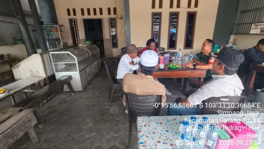 Babinsa Simpang Jaya Ajak Warga Jaga Kerukunan dan Saling Tolong