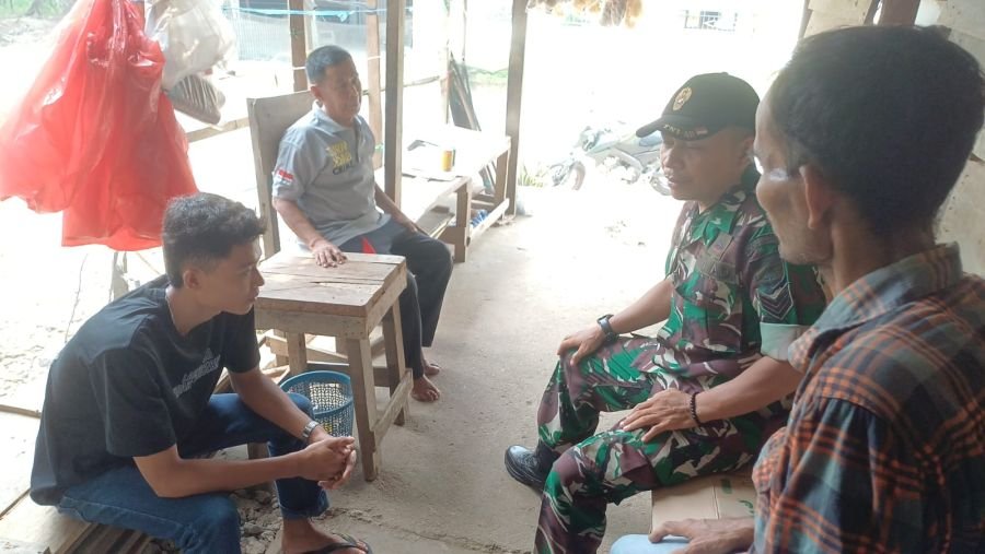 Babinsa Inuman Sosialisasikan Rekrutmen Tamtama dan Bintara TNI AD