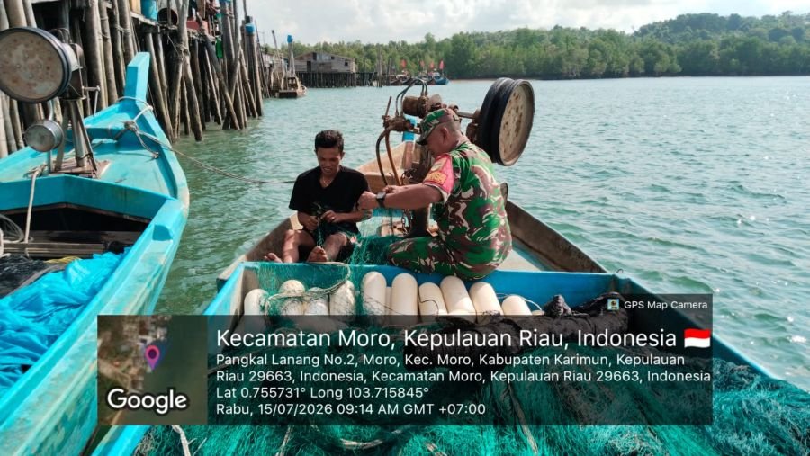 Babinsa Sugie Ingatkan Nelayan Utamakan Keselamatan Melaut