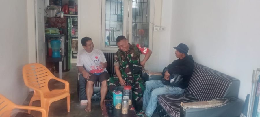 Babinsa Sukajadi Rangkul Pemuda Lewat Komsos, Perkuat Benteng Anti Narkoba